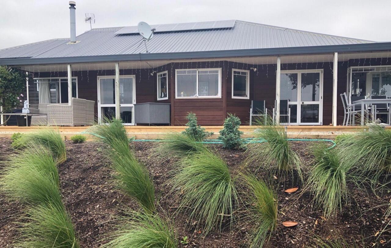 Pukeko Lodge Bnb นิวพลีมัธ ภายนอก รูปภาพ